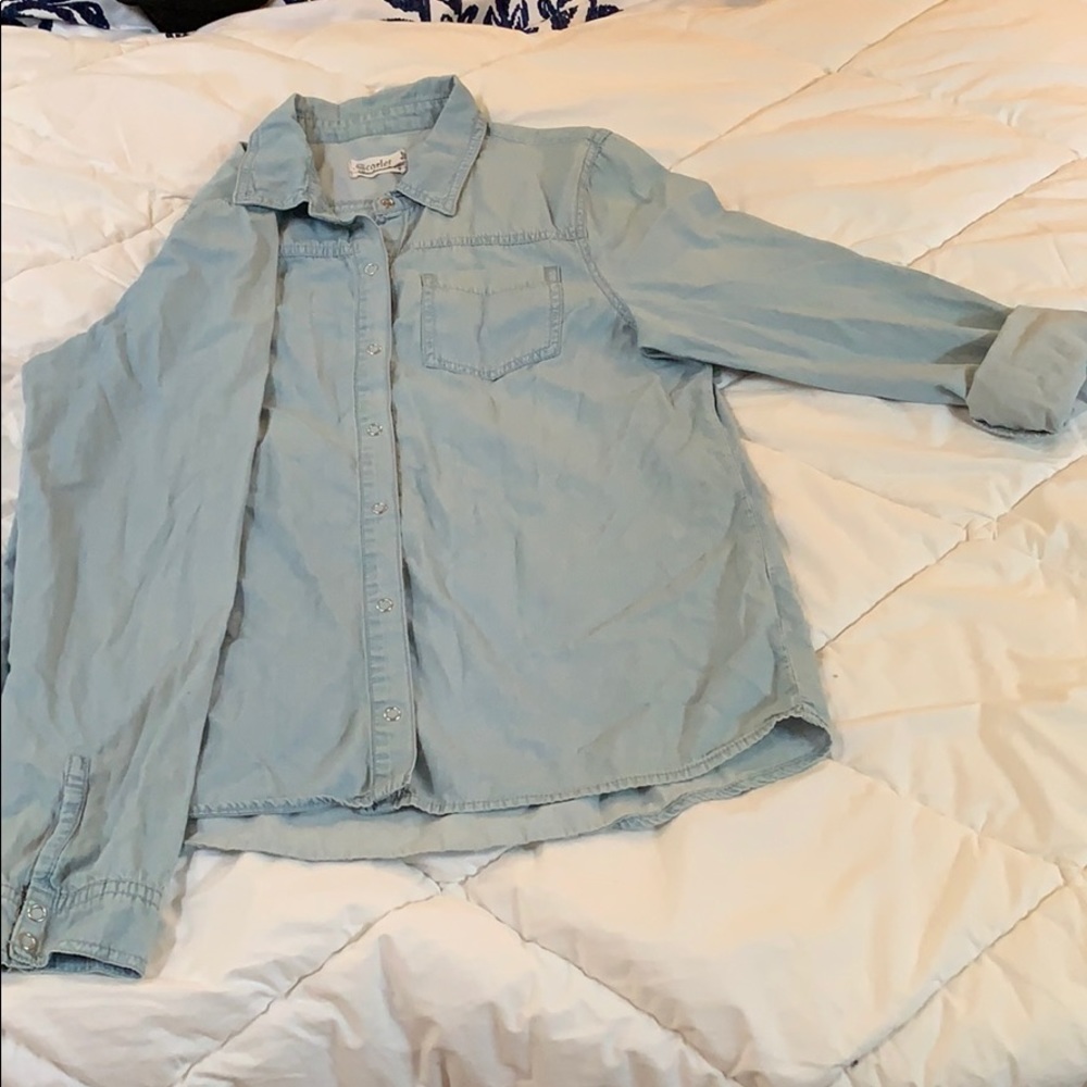 Button down - Picture 2 of 4